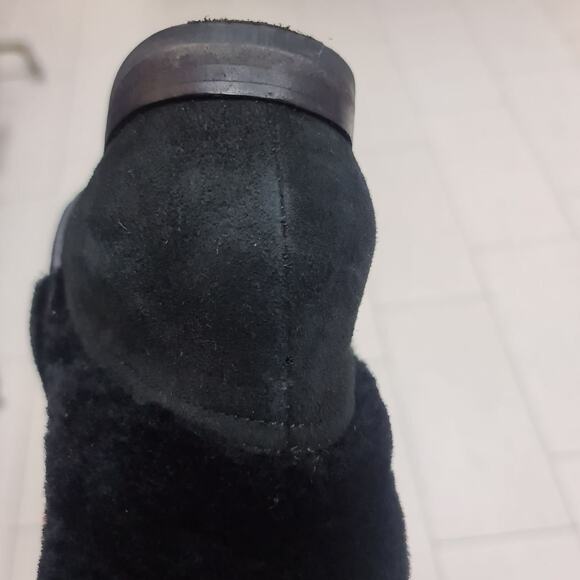 Chanel Winter Suede Fur Boots Sz.40.5 - Picture 8 of 9